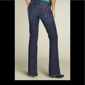Joe’s Curvy Fit Honey Jeans 32